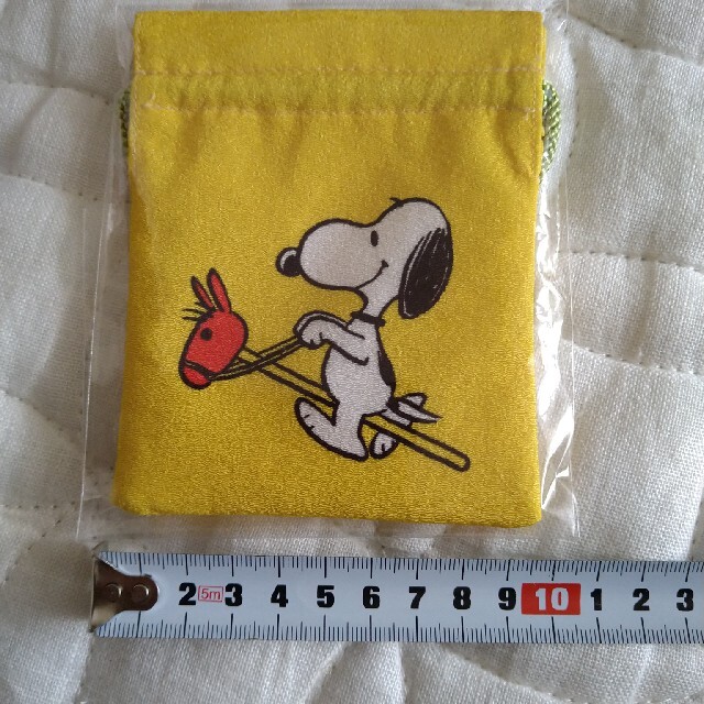 SNOOPY(スヌーピー)のスヌーピー　まめ巾着 エンタメ/ホビーのおもちゃ/ぬいぐるみ(キャラクターグッズ)の商品写真