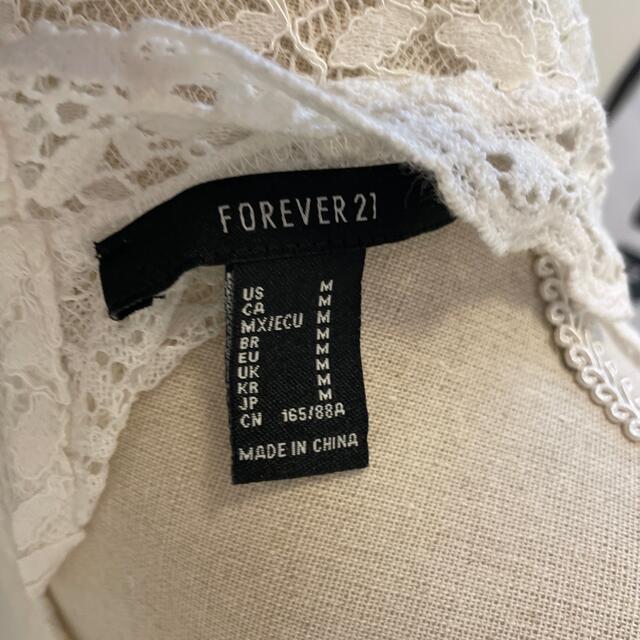 FOREVER 21(フォーエバートゥエンティーワン)のレーストップス レディースのトップス(シャツ/ブラウス(長袖/七分))の商品写真