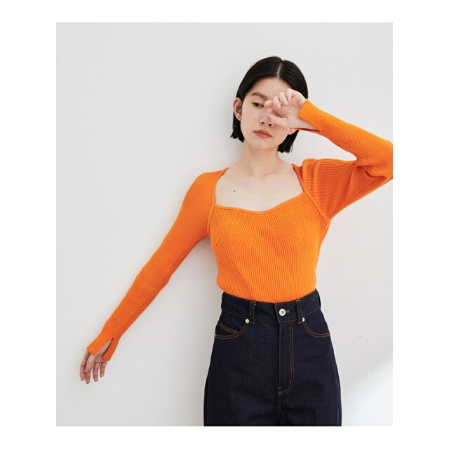 Adam et Rope'(アダムエロぺ)の【オレンジ(70)】【F】カップインニットプルオーバー レディースのトップス(ニット/セーター)の商品写真