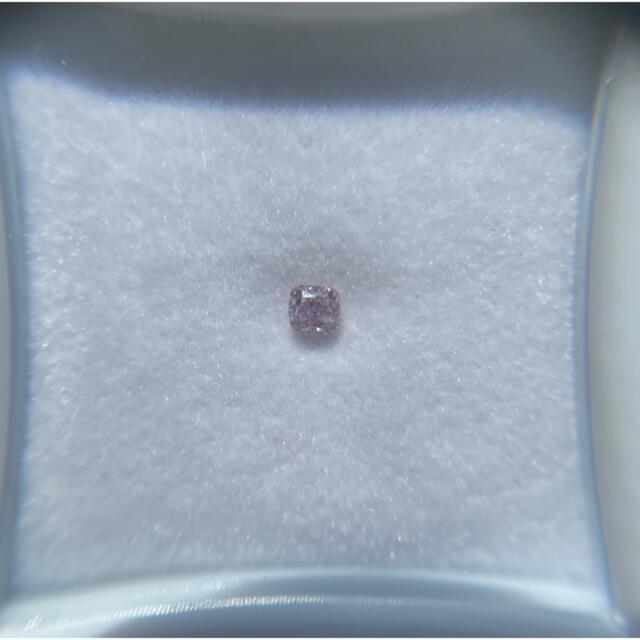 ピンクダイヤモンド0.089ct FANCY LIGHT PURPLE PINKの通販 by Rei's shop｜ラクマ