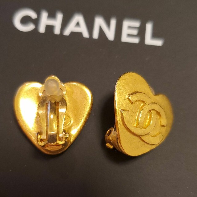 ヴィンテージシャネル【CHANEL】ゴールドハートイヤリング