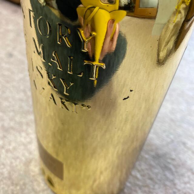サントリー(サントリー)のサントリー　山崎　ピュアモルトウイスキー 山崎蒸留所　60周年　ゴールドボトル 食品/飲料/酒の酒(ウイスキー)の商品写真