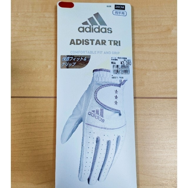 adidas(アディダス)の【新品】レディース　両手　20cm　アディダス　ゴルフ　グローブ　20cm1つ スポーツ/アウトドアのゴルフ(ウエア)の商品写真