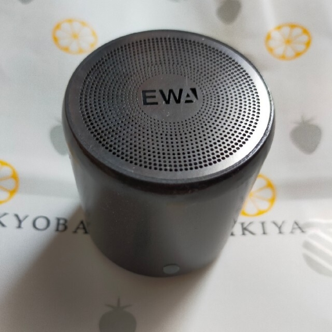 ジャンク品　EWA ミニスピーカー スマホ/家電/カメラのオーディオ機器(ポータブルプレーヤー)の商品写真