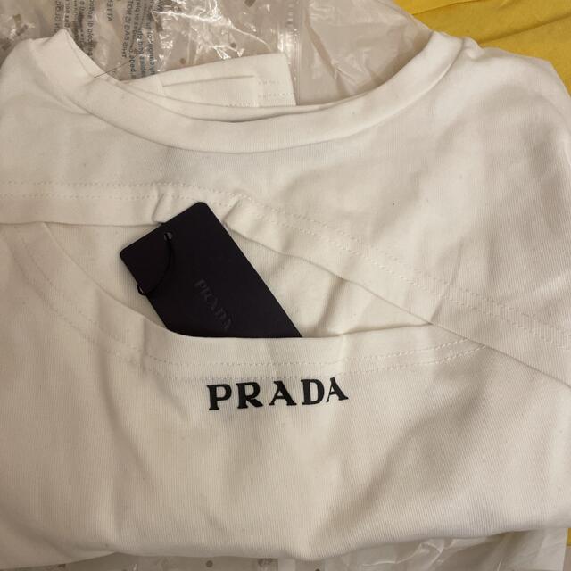 PRADA(プラダ)のプラダ　新品未使用長袖 レディースのトップス(シャツ/ブラウス(長袖/七分))の商品写真