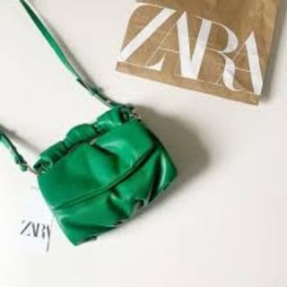 ザラ(ZARA)のZARA ソフトノットクロスボディバッグ(ショルダーバッグ)