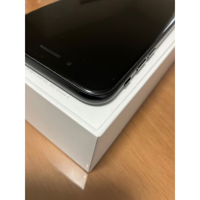 iPhone SE 第2世代 (SE2) ブラック 64 GB SIMフリー 3