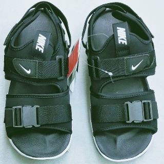 ナイキ(NIKE)の27cm(10)　:　新品　ナイキ　ウィメンズ　キャニオン(サンダル)