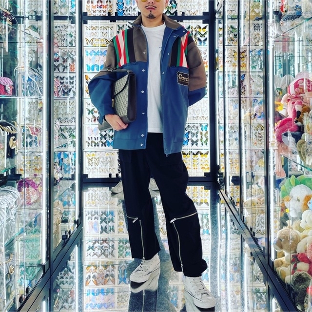 【新品】GUCCI ロゴ ワッペン ブルゾン ネイビー ブラウン 50 | フリマアプリ ラクマ