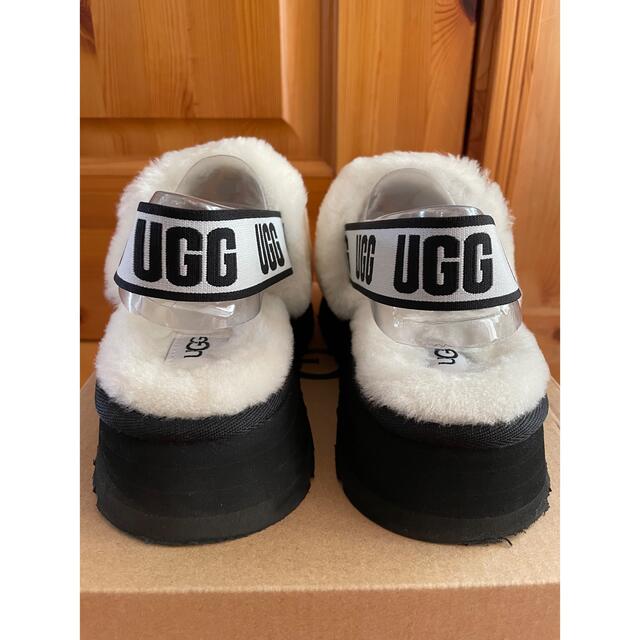 UGG(アグ)のUGG Disco Slide (WHITE) レディースの靴/シューズ(サンダル)の商品写真