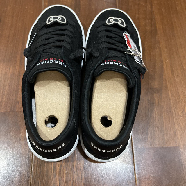 スニーカー skechers hello kittyコラボ - www.ioha.com.br