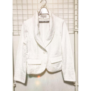 白　エレガント襟ジャケット　綿100%  未使用品(テーラードジャケット)