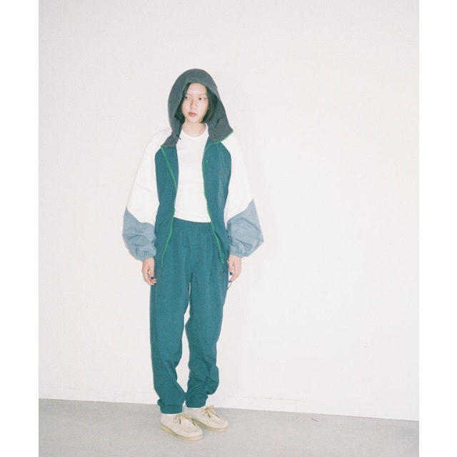 HOLIDAY TRACK PANT - その他