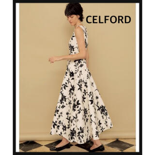 セルフォード(CELFORD)の正規品　新品　レア商品！　CELFORD  フラワー刺繍ワンピース　size36(ロングワンピース/マキシワンピース)