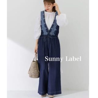 サニーレーベル(Sonny Label)のURBAN RESEARCH Sonny Label クロス刺繍デニムサロペット(サロペット/オーバーオール)