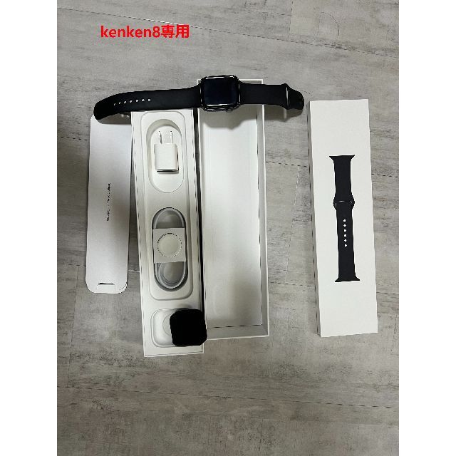 Apple Watch(アップルウォッチ)のWatch 4 GPS+Cellularモデル44mm　kenken8専用 スマホ/家電/カメラのスマートフォン/携帯電話(その他)の商品写真