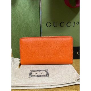 グッチ(Gucci)の最終価格　GUCCI エンボスロゴ入り ジップ長財布(長財布)