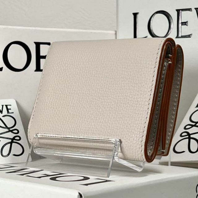 Aランク　LOEWE  ロエベ　6ccウォレット　ライトゴースト