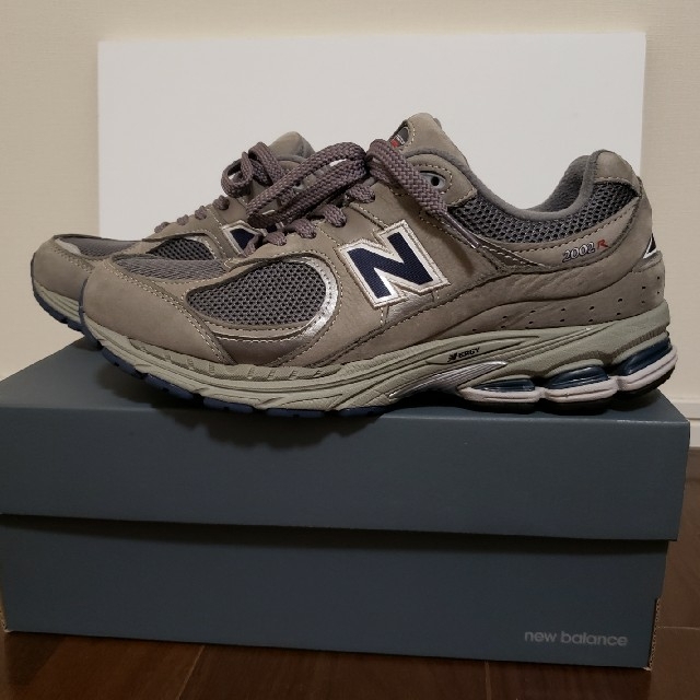 新品未使用　ML2002RA new balance ニューバランス 26.5