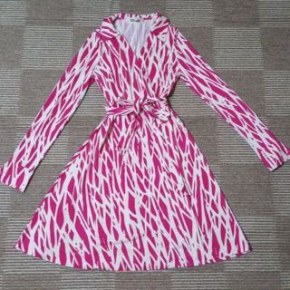 ダイアンフォンファステンバーグ(DIANE von FURSTENBERG)の新品送料無料XSダイアンフォンファステンバーグT/72 ドレス(ひざ丈ワンピース)