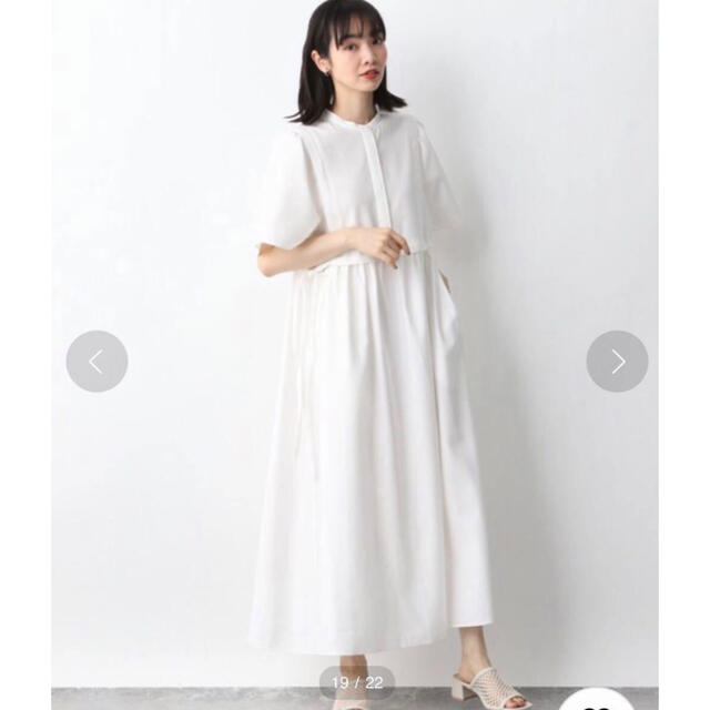 apart by lowrys(アパートバイローリーズ)の美品 apart by lowrys 即完売 限定レイヤード風ワンピース 白 M レディースのワンピース(ロングワンピース/マキシワンピース)の商品写真