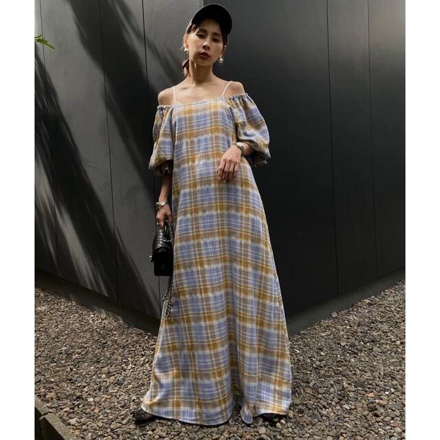 Ameri VINTAGE(アメリヴィンテージ)のAMERI VINTAGE  LACEY CHECK PUFF DRESS  レディースのワンピース(ロングワンピース/マキシワンピース)の商品写真