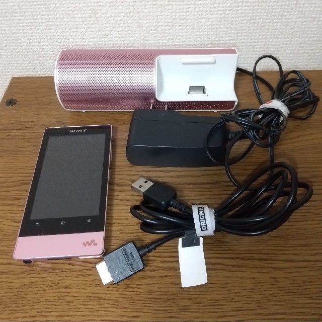 ponpon様専用】ソニー ウォークマン ライトピンク スピーカー付の通販