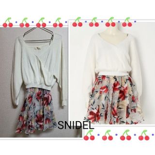 スナイデル(SNIDEL)のSNIDEL★カシュクールニットオパールワンピース(セット/コーデ)