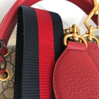 大人気☆GUCCI☆グッチ☆クイーンマーガレット☆beeバックル☆レザー