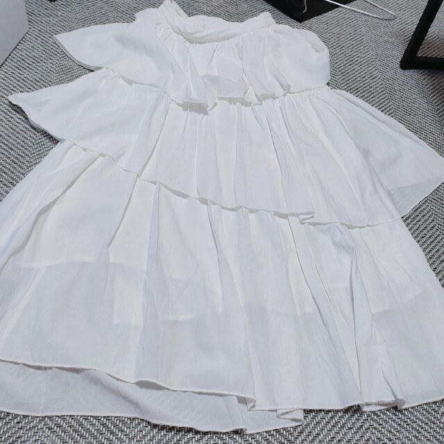 mystic(ミスティック)のmystic 白スカート レディースのスカート(ロングスカート)の商品写真