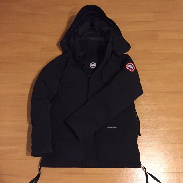 CANADA GOOSE(カナダグース)の大幅値下げ カナダグース カムループス メンズのジャケット/アウター(ダウンジャケット)の商品写真