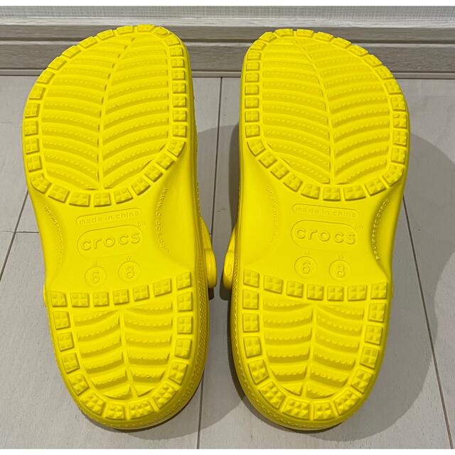 crocs(クロックス)のクロックス クラシック イエロー 24cm CROCS サンダル ユニセックス メンズの靴/シューズ(サンダル)の商品写真