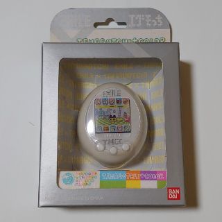 たまごっち プラス カラー　ホワイト tamagotchi + COLOR