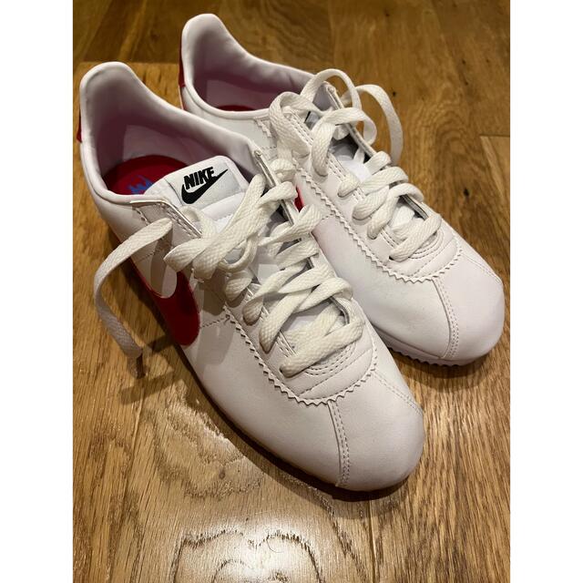 NIKE(ナイキ)の25cm【NIKE CLASSIC CORTEZ LEATHER】ナイキ レディースの靴/シューズ(スニーカー)の商品写真