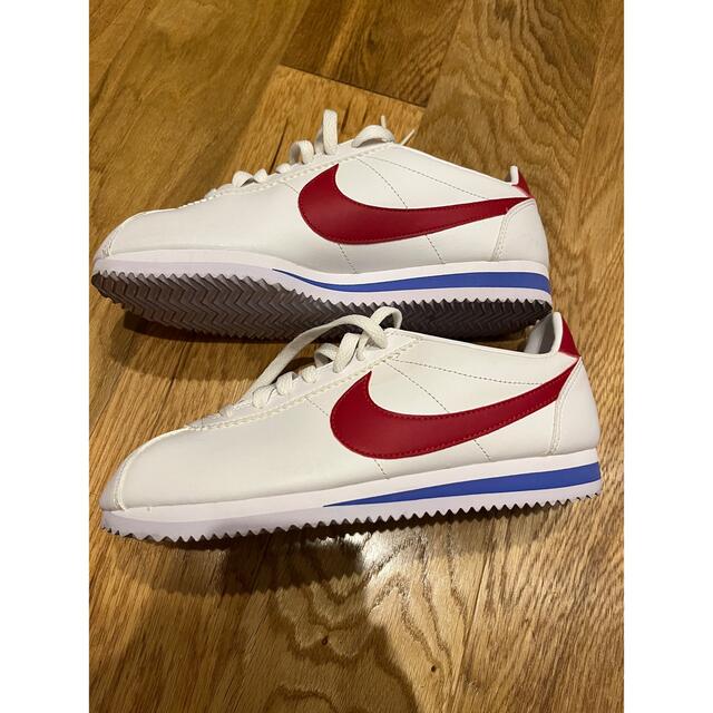 NIKE(ナイキ)の25cm【NIKE CLASSIC CORTEZ LEATHER】ナイキ レディースの靴/シューズ(スニーカー)の商品写真