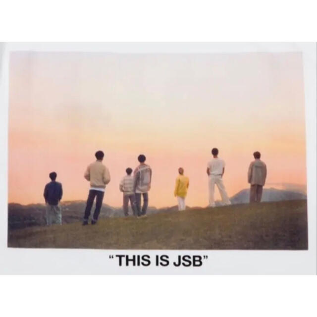 三代目 J Soul Brothers(サンダイメジェイソウルブラザーズ)の"THIS IS JSB" フォトTシャツ エンタメ/ホビーのタレントグッズ(ミュージシャン)の商品写真