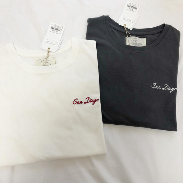 Ungrid(アングリッド)の新品 エンブロイダリーロゴショートTee レディースのトップス(Tシャツ(半袖/袖なし))の商品写真