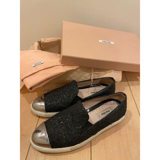 ミュウミュウ(miumiu)の★専用です★ miu miu  ミュウミュウ　スリッポン　スニーカー　ブラック(スニーカー)