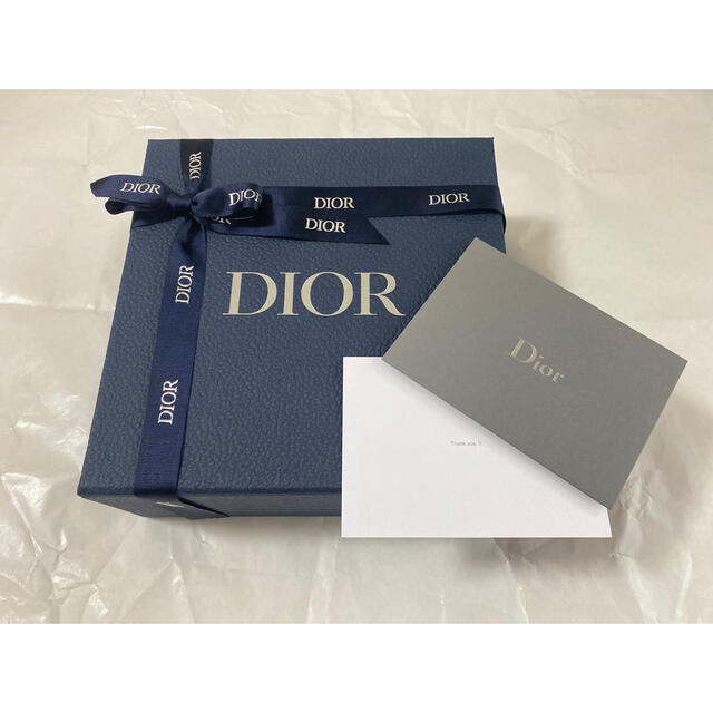 新年の贈り物 DIOR 箱3点に中箱1点 リボン3点