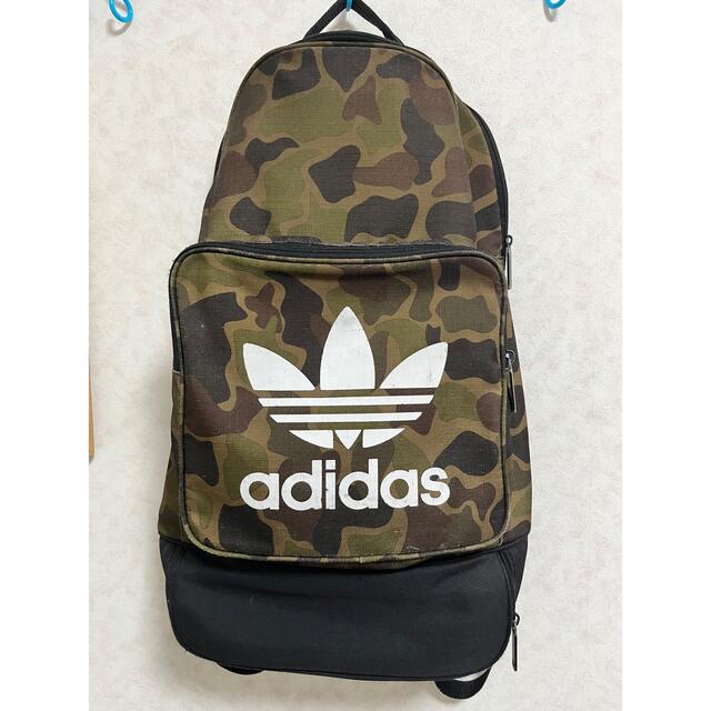 adidas(アディダス)のadidasリュック 迷彩 メンズのバッグ(バッグパック/リュック)の商品写真