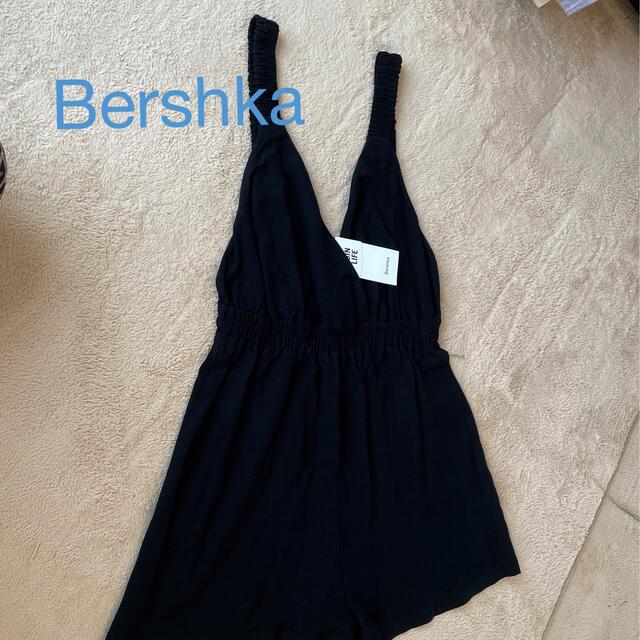 Bershka(ベルシュカ)の【Bershka】夏用サロペット レディースのパンツ(サロペット/オーバーオール)の商品写真