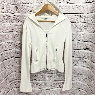 さいませ FOXEY フォクシーパーカーの通販 by さくらんぼ|フォクシー