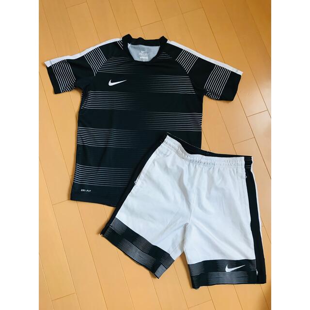 NIKE(ナイキ)のNIKE ドライフィットTシャツ&パンツ　上下セット　M 150cm スポーツ/アウトドアのサッカー/フットサル(ウェア)の商品写真