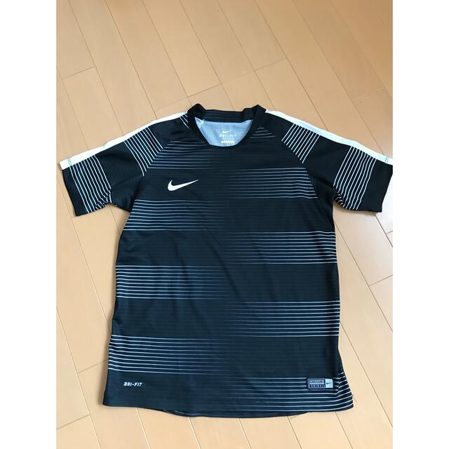 NIKE(ナイキ)のNIKE ドライフィットTシャツ&パンツ　上下セット　M 150cm スポーツ/アウトドアのサッカー/フットサル(ウェア)の商品写真