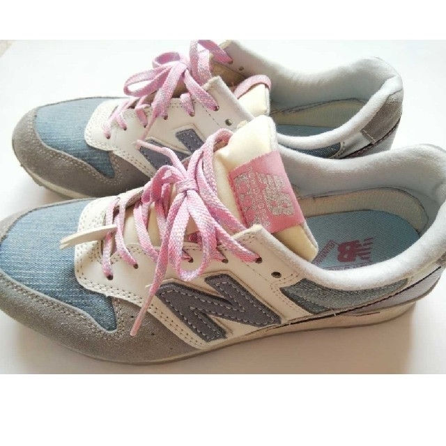 New Balance(ニューバランス)のレディーススニーカーnew balance☆２４ｃｍ☆D/WR996EK レディースの靴/シューズ(スニーカー)の商品写真