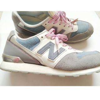 ニューバランス(New Balance)のレディーススニーカーnew balance☆２４ｃｍ☆D/WR996EK(スニーカー)