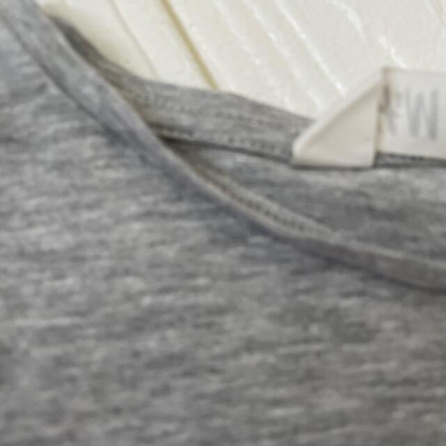 H&M(エイチアンドエム)の新品　ロンT 長袖　130 140 ミニーマウス キッズ/ベビー/マタニティのキッズ服女の子用(90cm~)(Tシャツ/カットソー)の商品写真