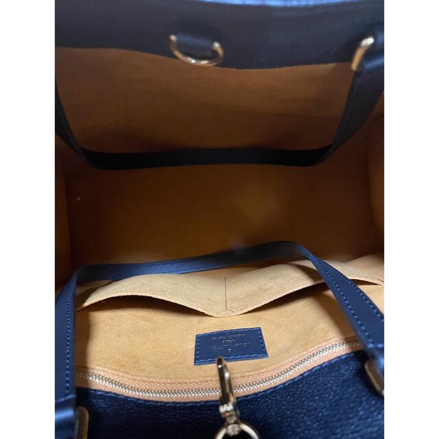 LOUIS VUITTON(ルイヴィトン)のルイヴィトン　オンザ・ゴー　MM レディースのバッグ(トートバッグ)の商品写真