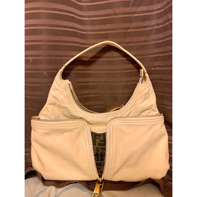 ショルダーバッグ FENDI - Fendi