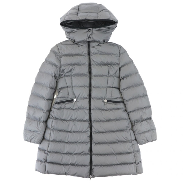 28%割引 国内在庫 MONCLER - 美品 モンクレール CHARPAL ダウンコート 【SALE/10%OFF 専用出品 人気モデル 美品 正規品 サイズ12A CHARPAL モンクレール ダウンジャケット